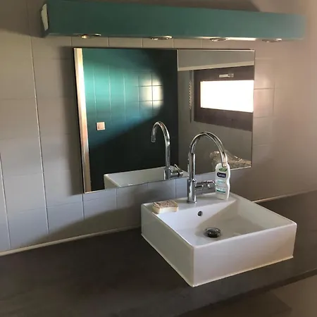 Apartment Grand T2 Fonctionnel Avec Parking Gratuit *